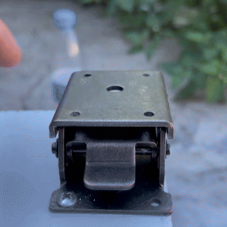 Heavy-Duty Folding Hinge